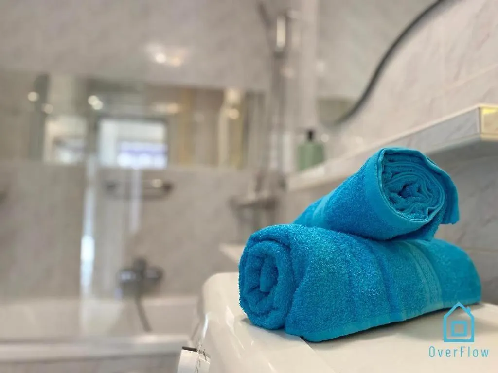 Violet Apartment - 10 Min To Old Town Gdansk,Pkp & Shopping Mall بولندا